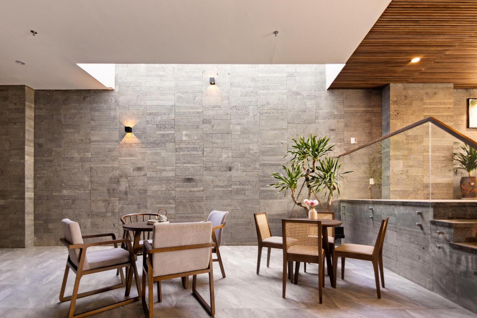 Hoang Thinh Hotel & Apartment Danang Exterior foto