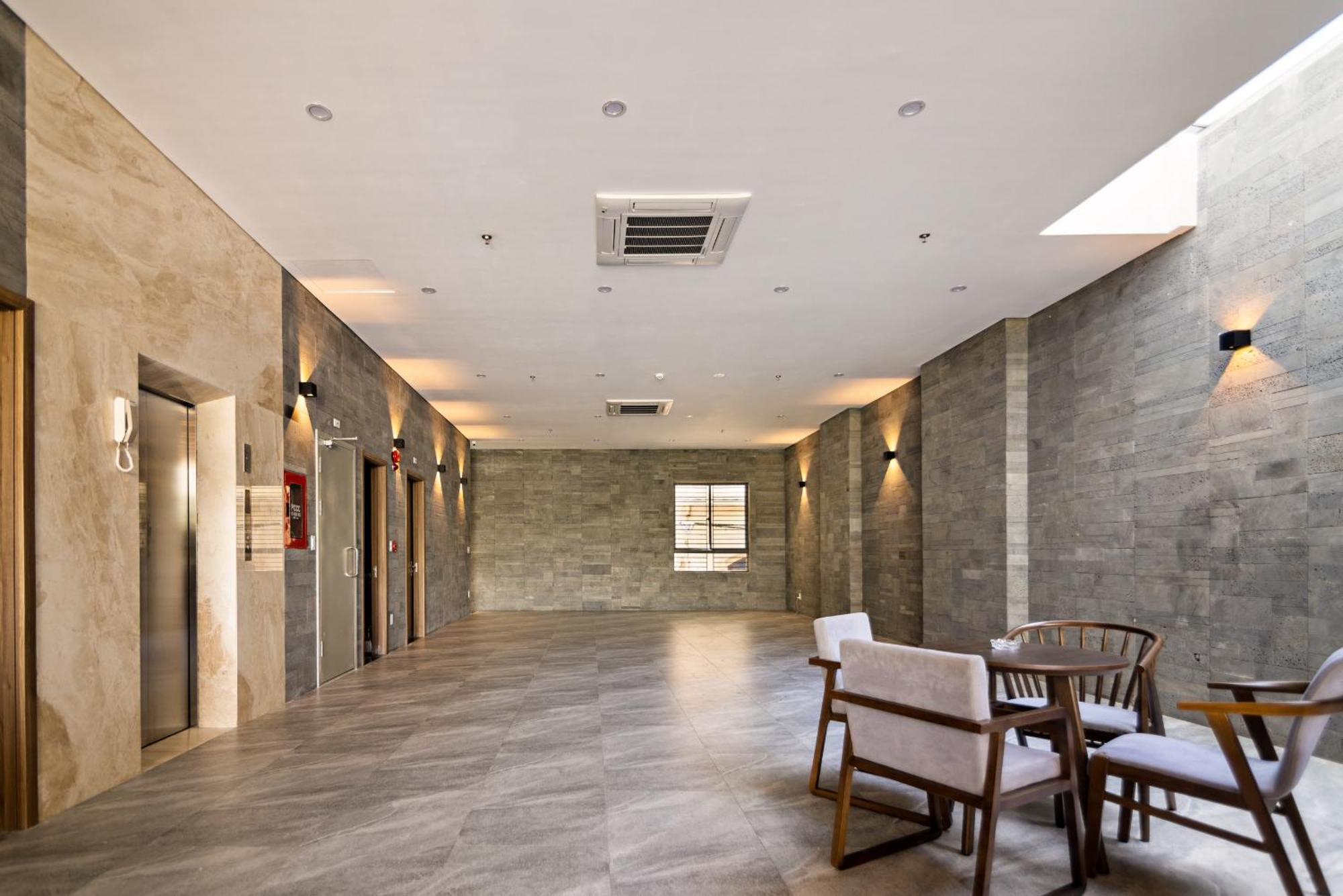 Hoang Thinh Hotel & Apartment Danang Exterior foto